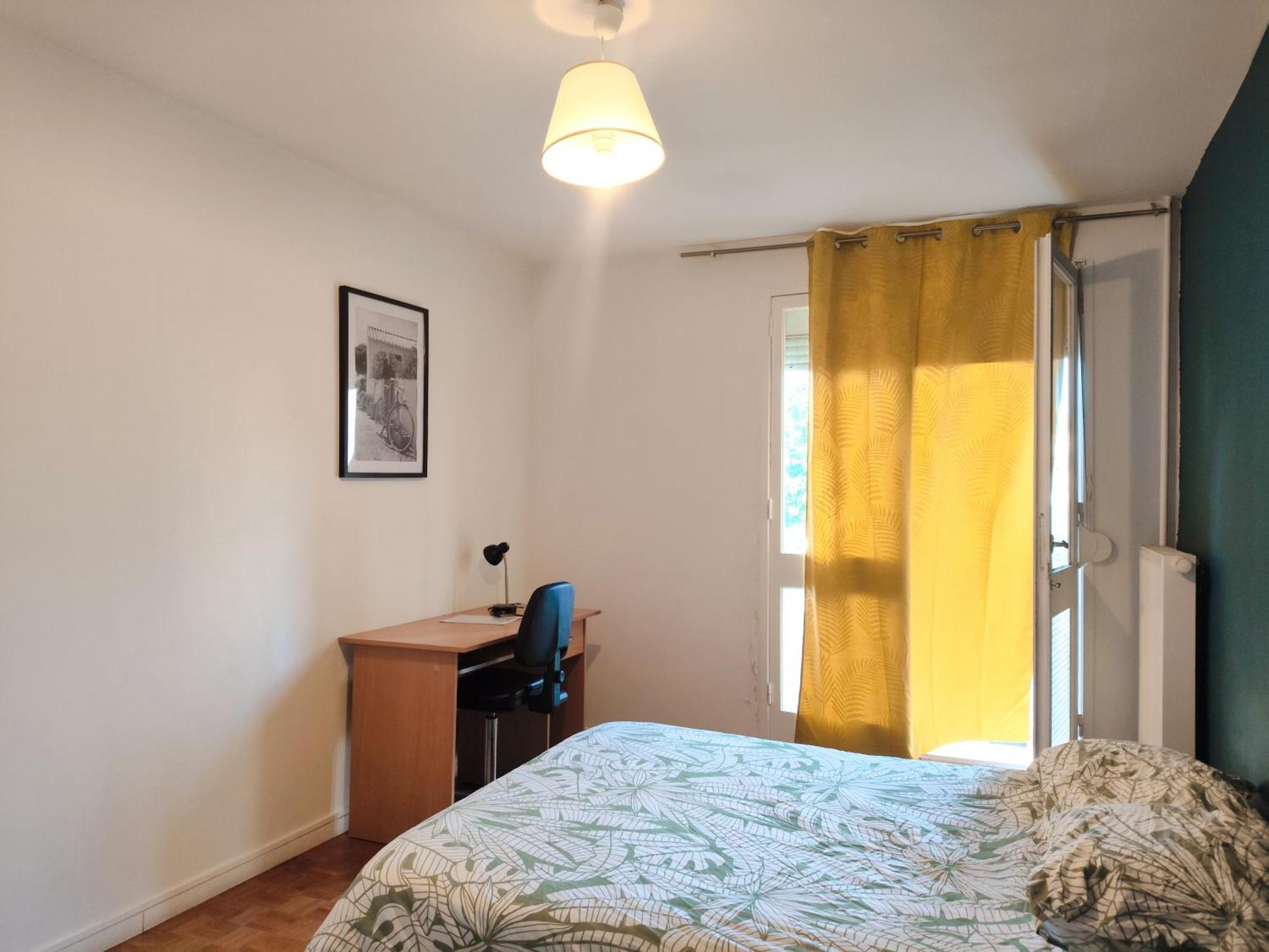 Habitación en casa particular Dans Un En Colocation